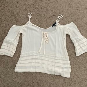 Off the shoulder American Eagle top